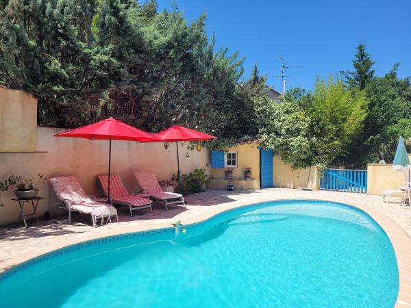 Holiday Home Swimming Pool