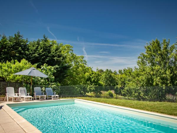 Piscine maison de vacances