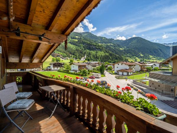 Terrasse / Balkon