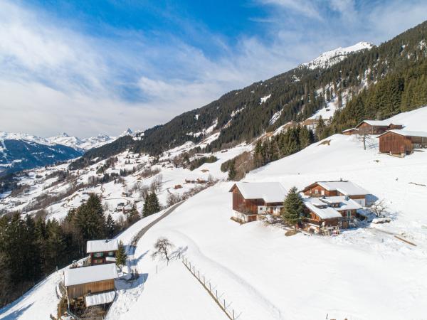 Außenseite Ferienhaus [Winter]