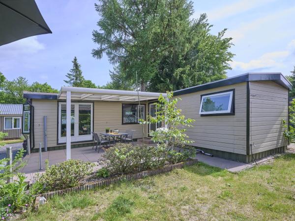 Außenseite Ferienhaus [Sommer]