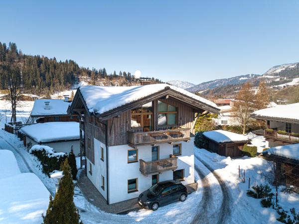 Außenseite Ferienhaus [Winter]