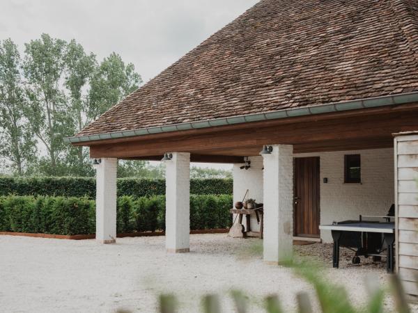 Außenseite Ferienhaus [Sommer]