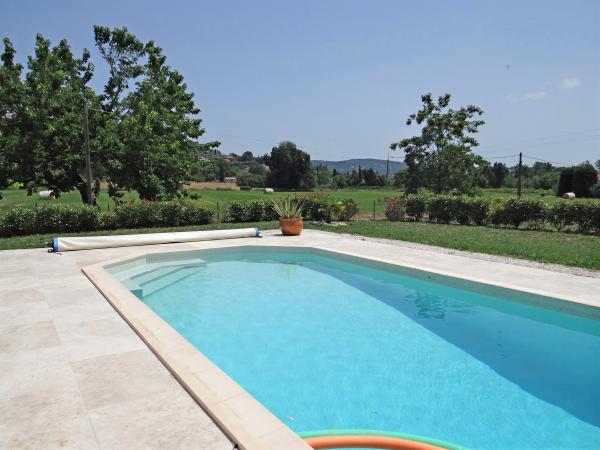 Holiday Home Swimming Pool