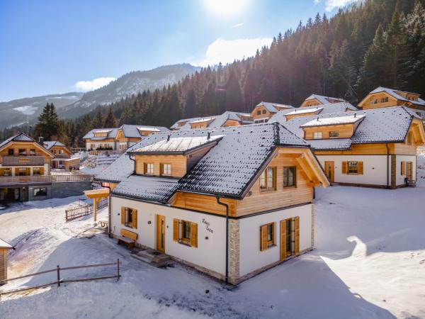 Außenseite Ferienhaus [Winter]