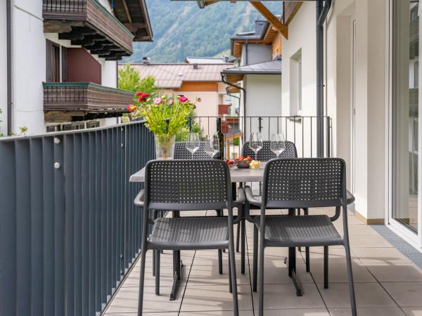 Terrasse / Balkon