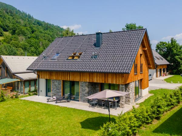 Extérieur maison de vacances [été]