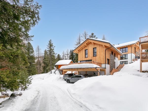 Außenseite Ferienhaus [Winter]