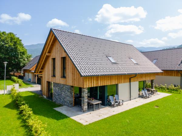 Extérieur maison de vacances [été]