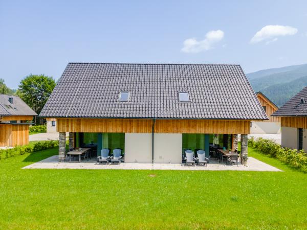 Extérieur maison de vacances [été]