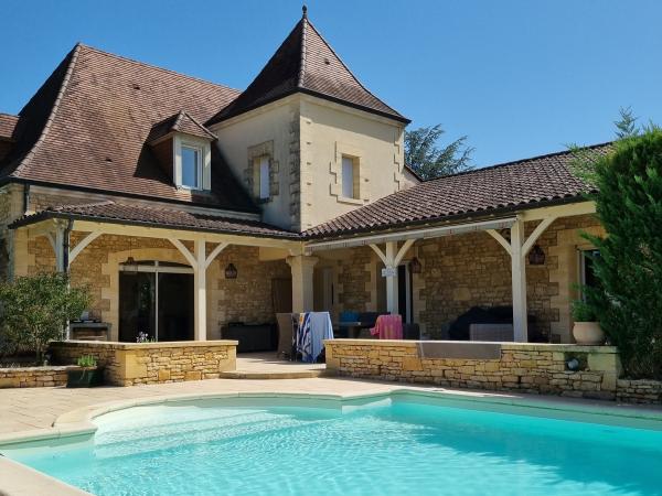 Extérieur maison de vacances [été]