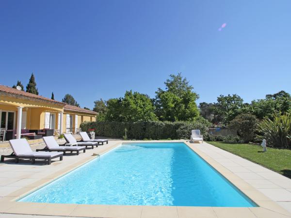 Piscine maison de vacances