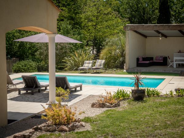 Piscine maison de vacances