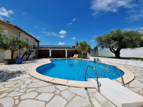 Holiday Home Swimming Pool