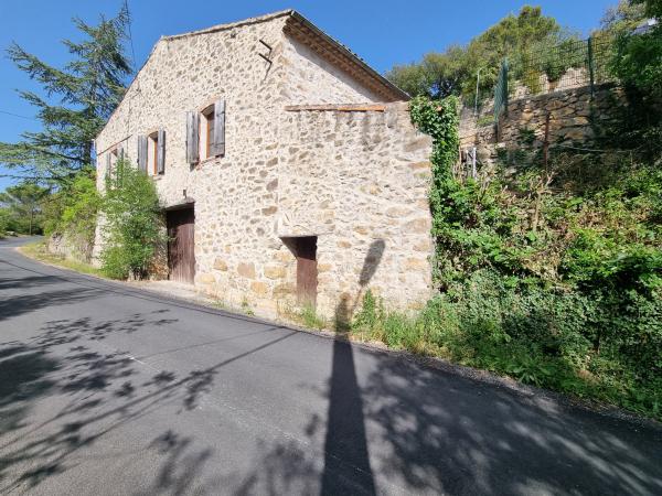 Extérieur maison de vacances [été]