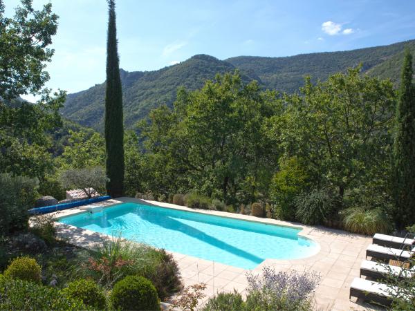 Piscine maison de vacances