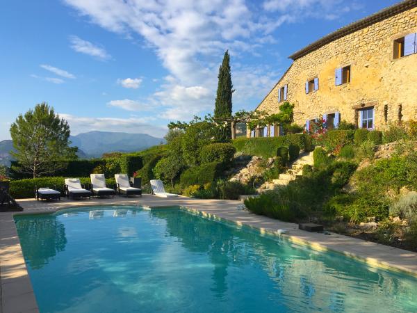 Piscine maison de vacances