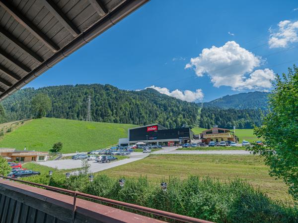 Vue de la maison de vacances [été]