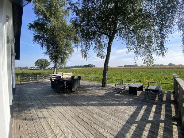 Terrasse / Balkon