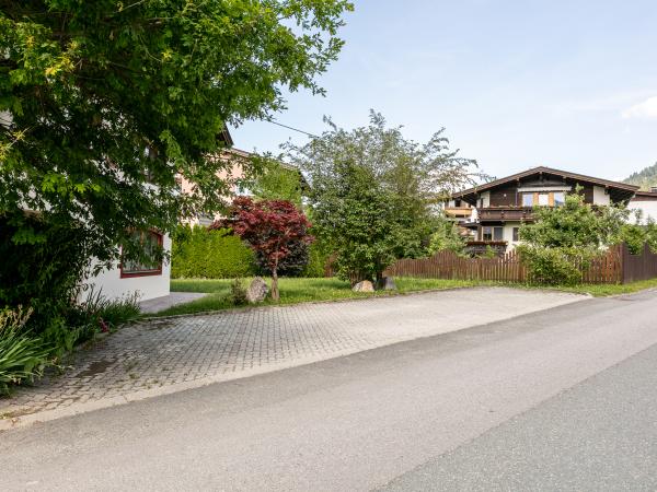 Immediate Surroundings [summer] (<1 km)