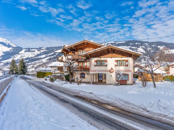 Außenseite Ferienhaus [Winter]