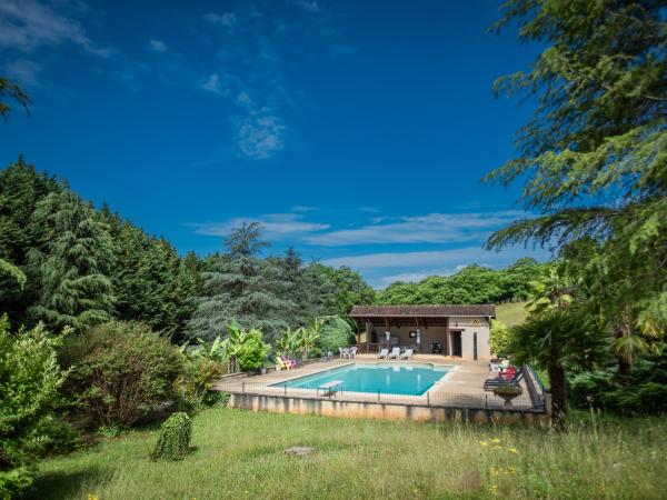 Piscine maison de vacances