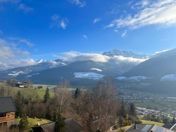 Vue de la maison de vacances [été]