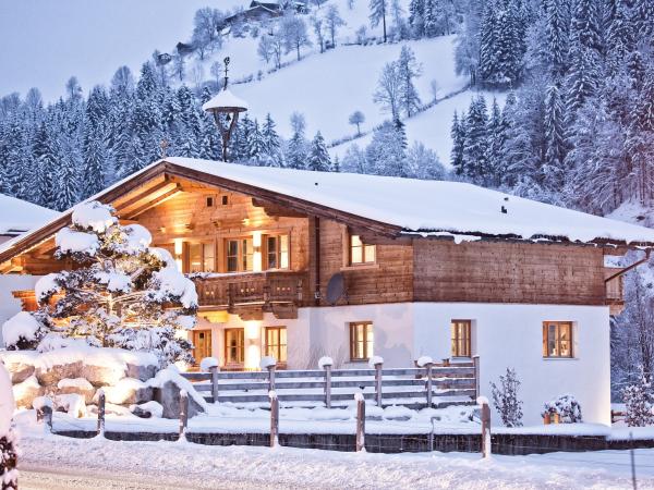 Holiday Home Exterior [winter]