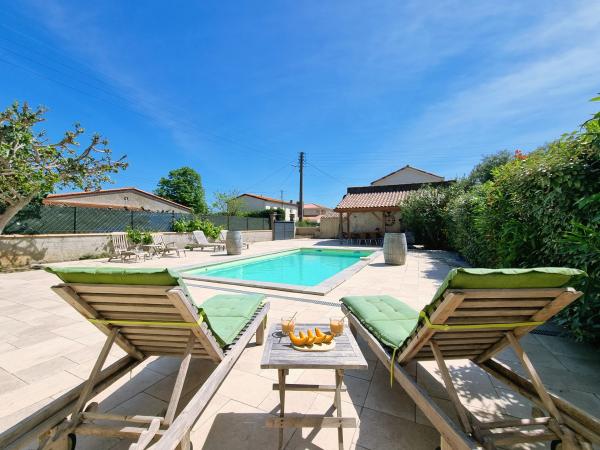 Piscine maison de vacances