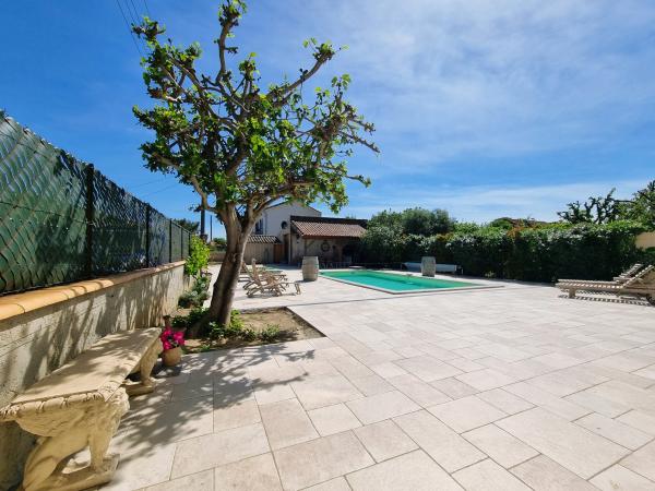 Holiday Home Swimming Pool