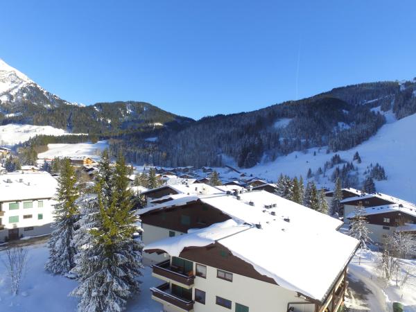 Außenseite Ferienhaus [Winter]