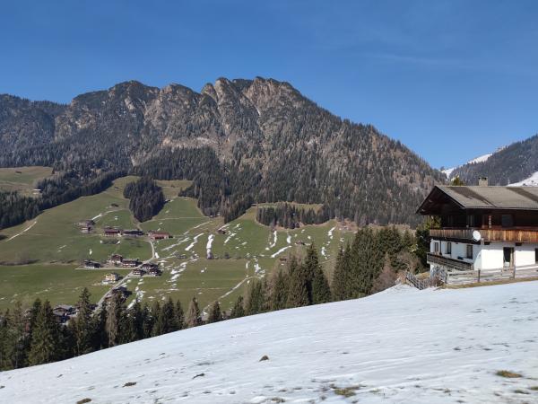 Außenseite Ferienhaus [Winter]