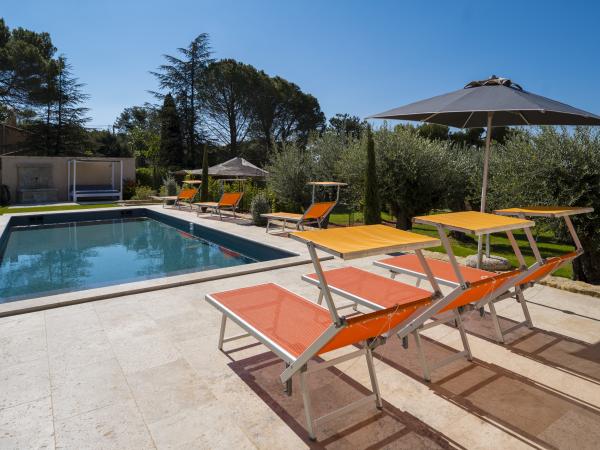 Holiday Home Swimming Pool