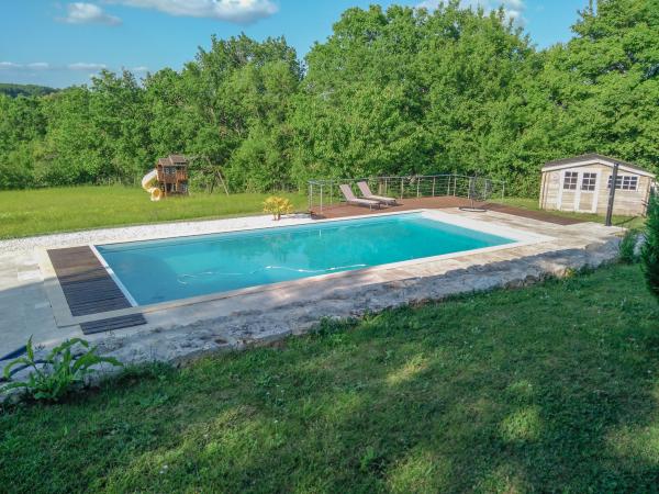 Piscine maison de vacances