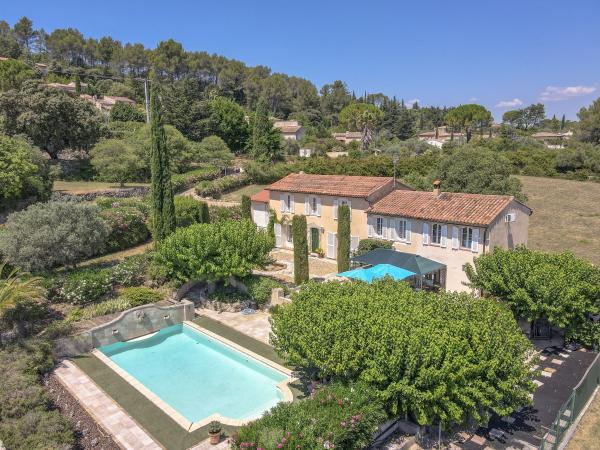 Extérieur maison de vacances [été]