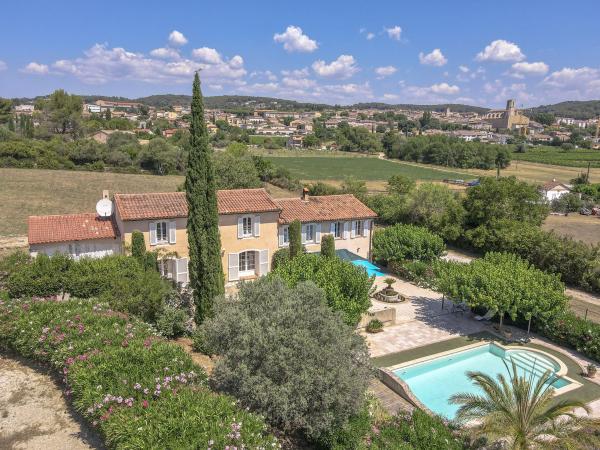 Extérieur maison de vacances [été]