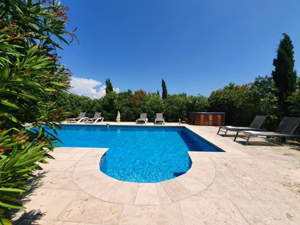 Holiday Home Swimming Pool