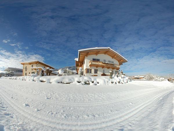 Außenseite Ferienhaus [Winter]