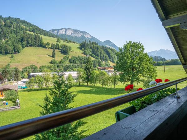 Vue de la maison de vacances [été]