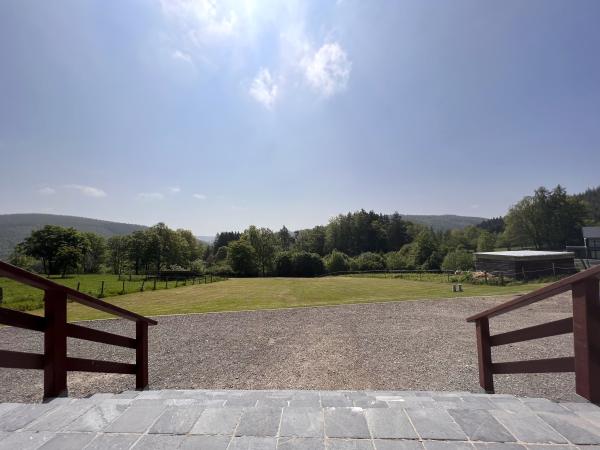 Vue de la maison de vacances [été]