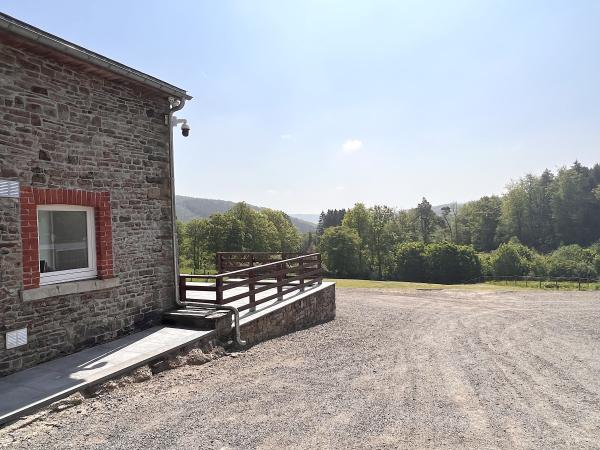 Vue de la maison de vacances [été]