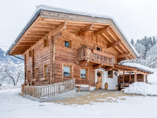 Außenseite Ferienhaus [Winter]