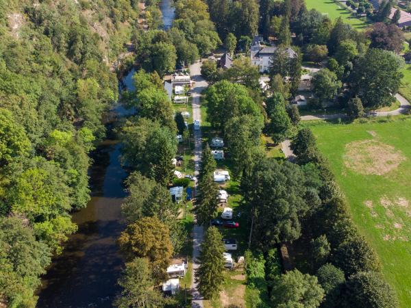 A proximité directe [été] (<1 km)