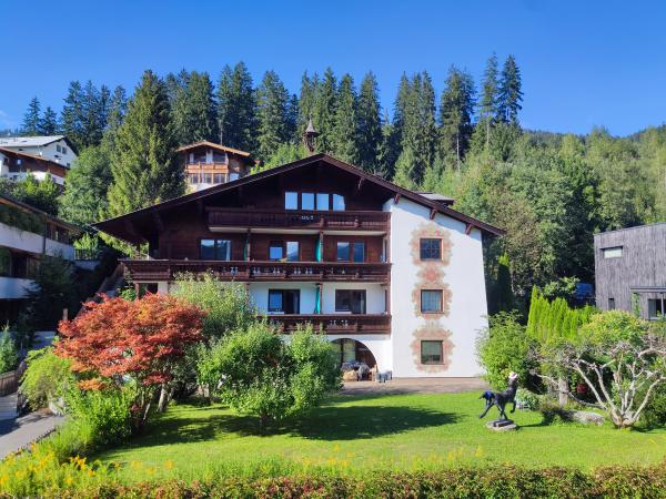 Extérieur maison de vacances [été]