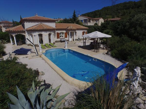 Piscine maison de vacances