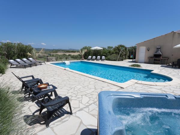 Holiday Home Swimming Pool