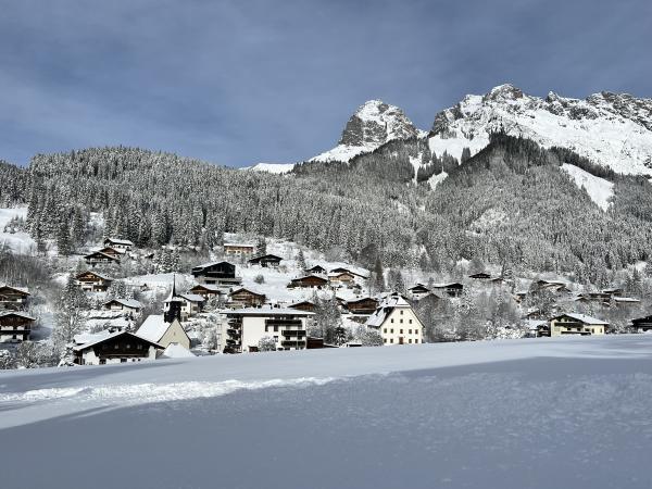 Außenseite Ferienhaus [Winter]