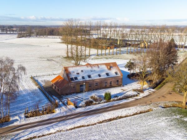 Außenseite Ferienhaus [Winter]