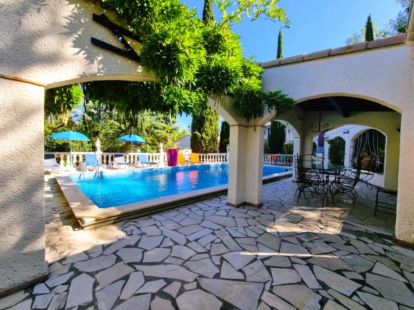 Holiday Home Swimming Pool