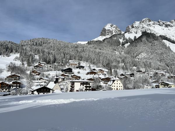 Außenseite Ferienhaus [Winter]